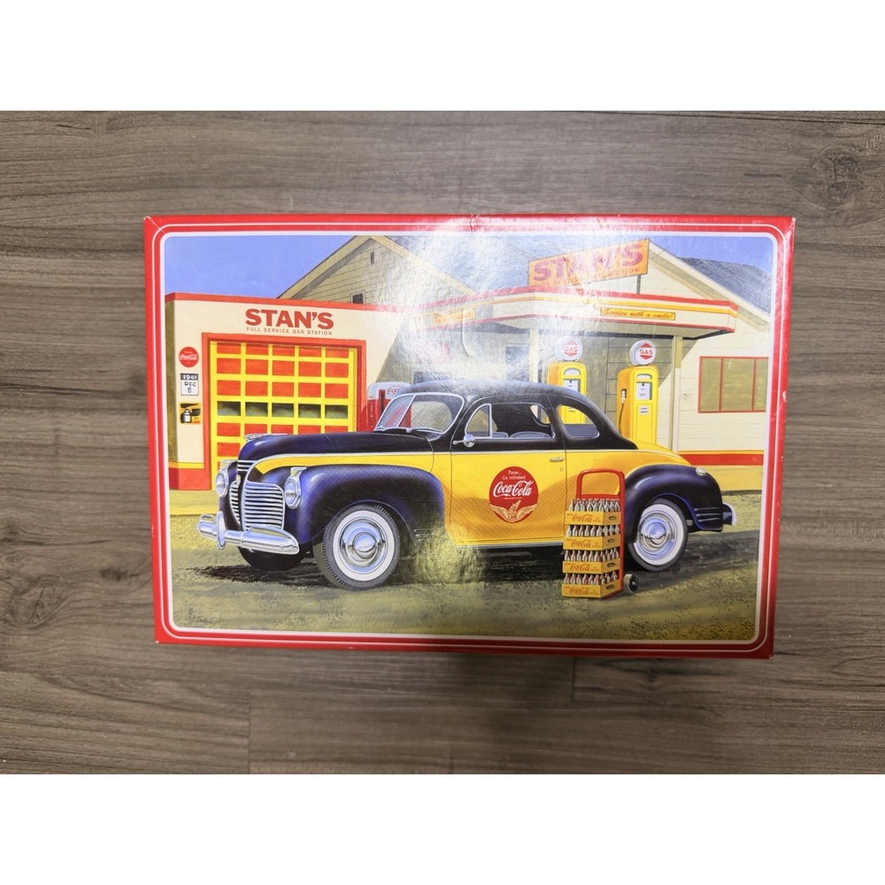 AMT 1/25 Coca-Cola 1941 Plymouth Coupe Plastic Model Kit AMT1197M Started